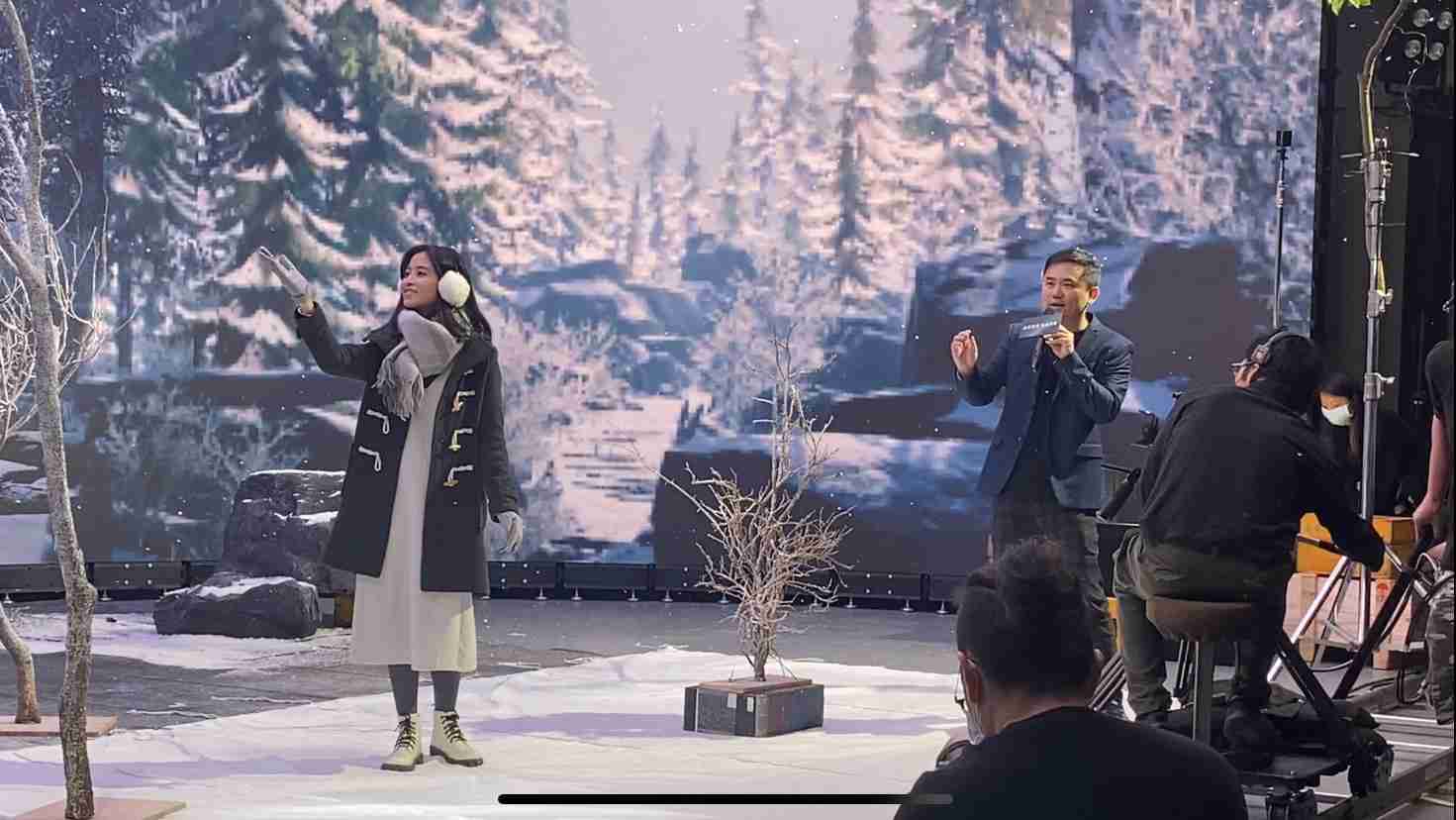 彩运网以ALED先进显屏技术，，，与金马奖视觉特效团队“再现影像”携手合作打造LED虚拟摄影棚，，，提供沉浸式表演体验，，并精简拍摄成本与时间