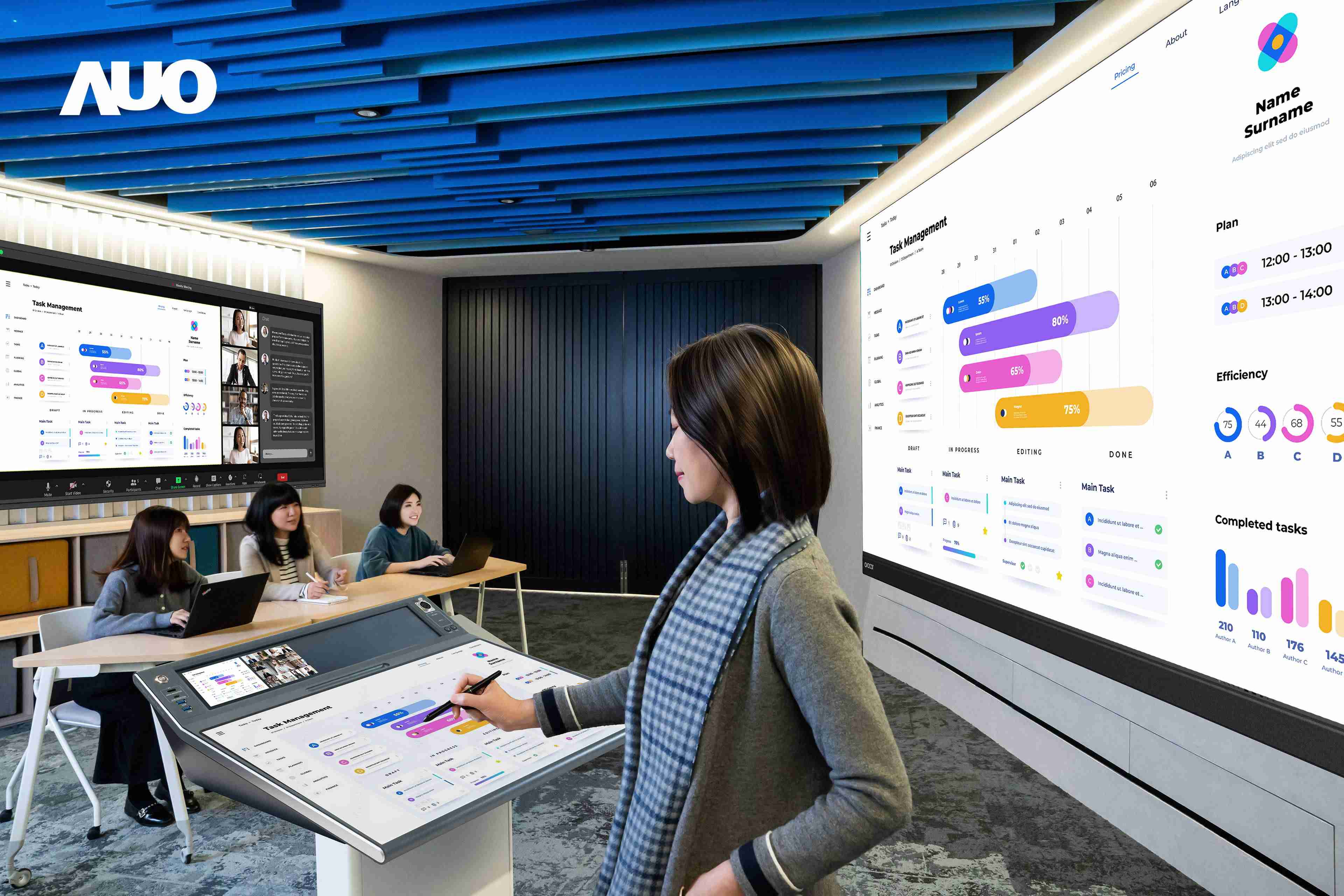 达擎携手Avocor与Rise Vision展示全方位商务领域应用，，，包含采用模块化设计的138吋一体式All-in-One LED显示器及具21:9超宽比例的92吋交互式电子白板（IFPD），，讲者可轻松分享内容，，有效提升会议协作效率。。。